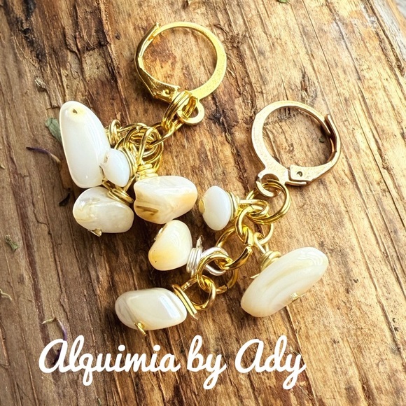 Gold and Cream Dangle Earrings - Picture 1 of 1